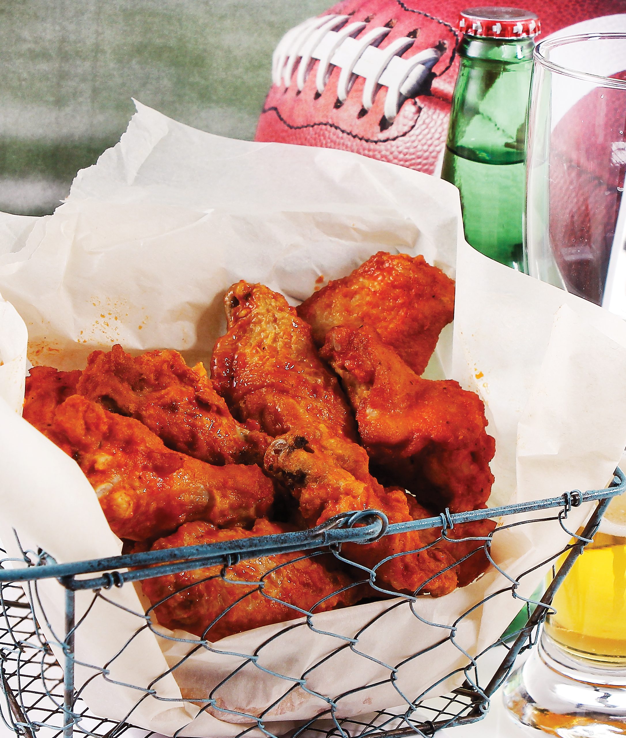 Chicken Wings Basket Food Picture