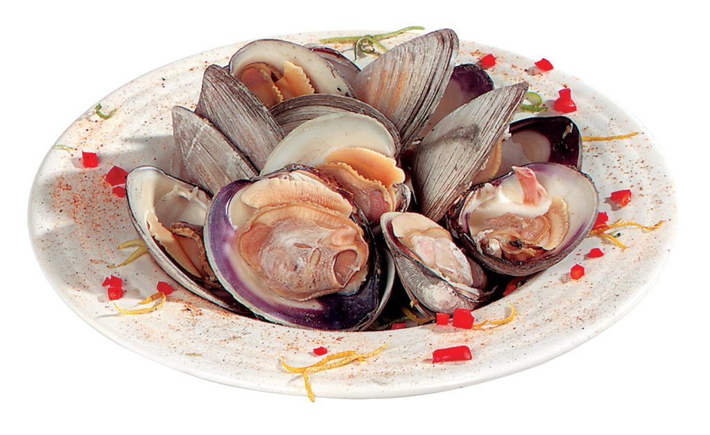 Quahogs with Garnish in White Dish Food Picture