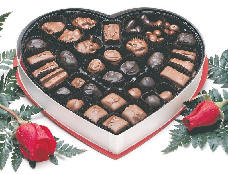 Candy in Rose Shaped Box with Red Roses Food Picture