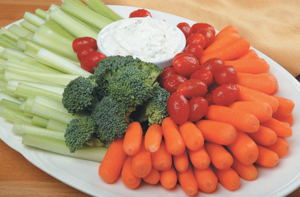 Veggie Tray with Sauce Food Picture